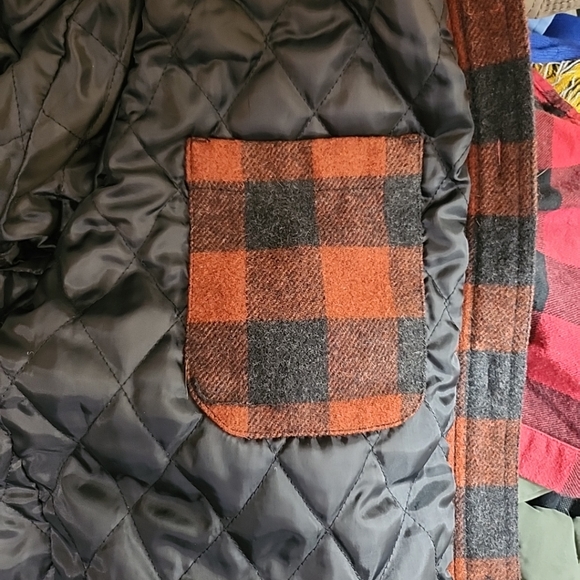 Jachs Men's Quilted Lined Plaid Flannel Button Shirt Size Medium - Picture 4 of 10